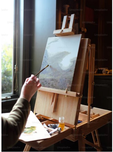 Creative Purpose An image showing an artist painting